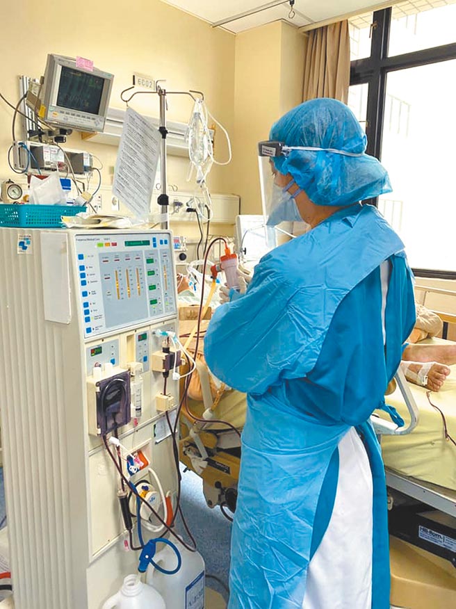 部立桃园医院群聚昨再增1名确诊，图为桃医内部最新状况。（摘自桃医前进指挥所指挥官王必胜脸书）