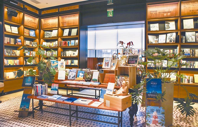 位于大安森林公园旁的「森大青鸟」独立书店。（赵双杰摄）