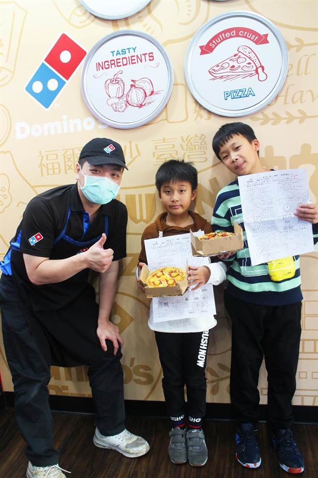 为抢寒假餐饮商机并提高声量，达美乐自1月25日起举办「达满分 达美乐请你吃！」活动。图／达美乐