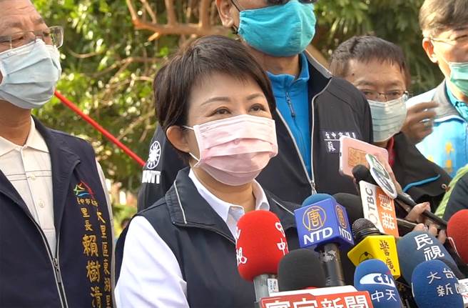 男子大陆回来，居家检疫其间还趴趴走、桃医疫情升温，卢秀燕25日表示，一定对该男重罚，并送集中检疫，防患疫情扩散，中市防疫作为升级。（黄国峰摄）