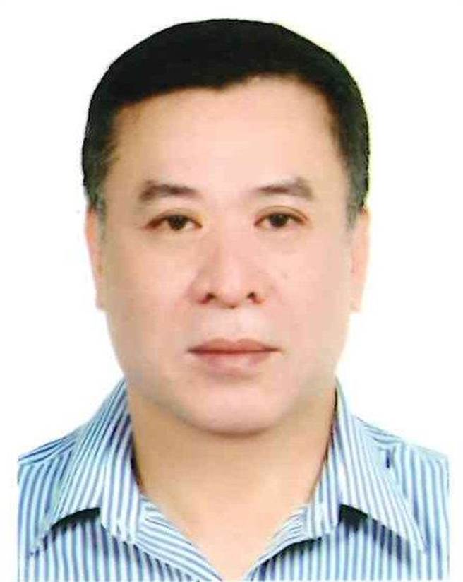 台北市大安區龍圖里長蕭萬居涉嫌與里幹事、鄰長、水電裝潢業者共謀，詐領140萬元補助遭搜索約談。（取自VOTETW選舉資料庫）