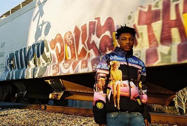 18veno中弹身亡，得年19岁。(图/翻摄自18veno IG)