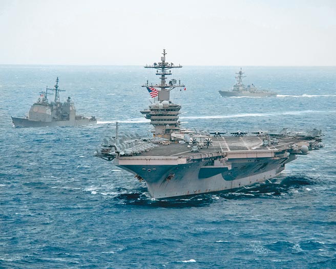 美国罗斯福号航空母舰。（摘自美国罗斯福号航空母舰官方脸书粉丝团）