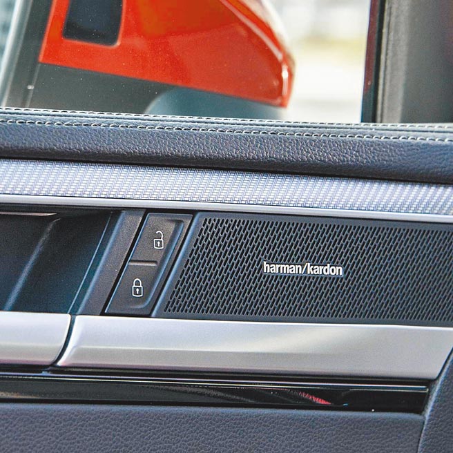 Harman Kardon环绕音响。（陈大任摄）