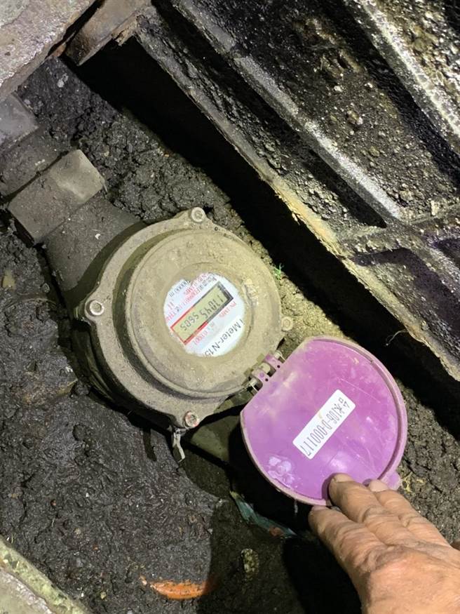 基隆高地社区传已停水数天  300多户居民无水可用、苦不堪言。（张秉钧提供／吴康玮基隆传真）