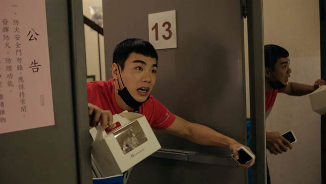 禾浩辰是个使命必达外送员。（公视提供）