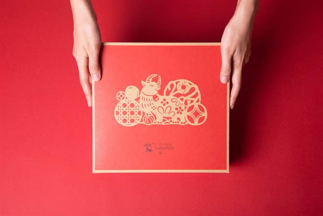 微热山丘推限定「新年旺来礼盒」，增添喜气与祝福。（微热山丘提供／廖志晃南投传真）