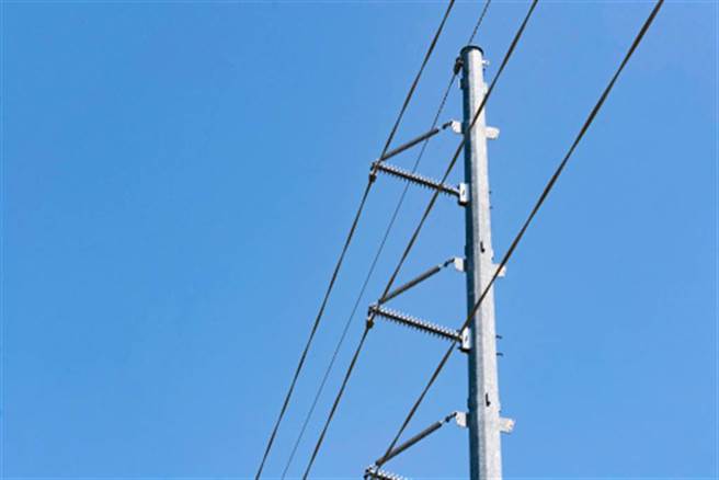 电线掉落电死父亲 女儿身旁一摊水 惨赔命(示意图/达志影像)