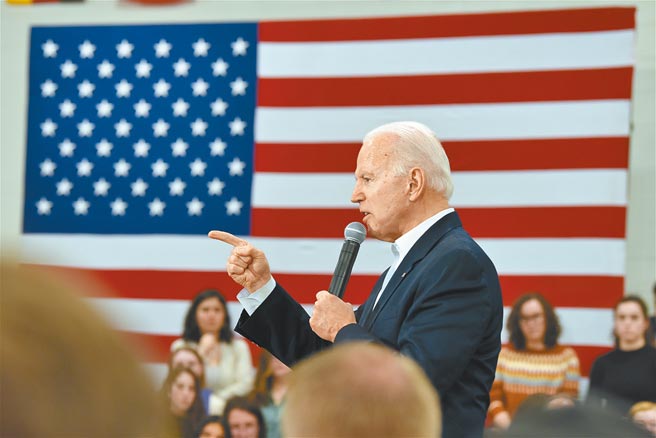 白宮發言人表示，將以「戰略耐心」處理兩國關係，對照大陸常提的「戰略定力」，兩者異曲同工。圖為美國總統拜登。（中新社）