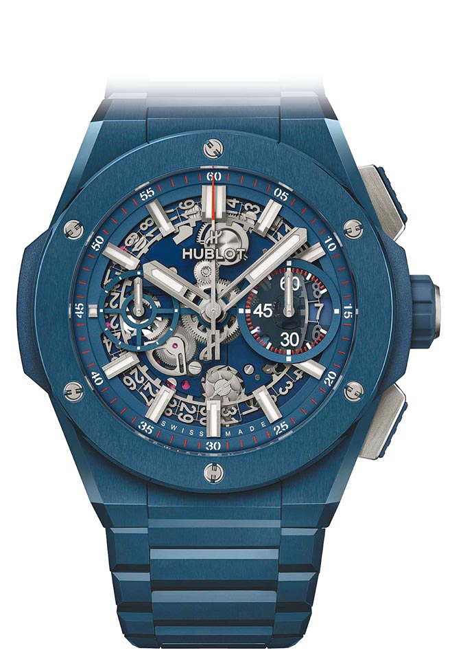 宇舶表Big Bang Unico Integral全陶瓷炼带计时码表，深蓝款，71万7000元。（HUBLOT提供）