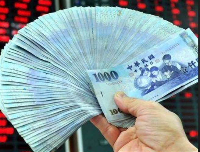 鲜少回家的职业军人，婚后2年被嫩妻卷走3800万元财产。（示意图／中时资料照）