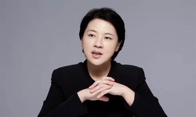 黄珊珊》吵SARS谁决定封院对疫情有帮助？！(图/爱传媒提供)