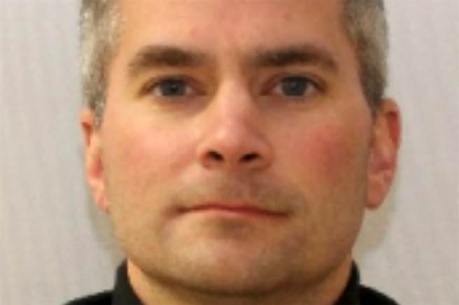 美国会暴动2警自杀亡 国会警察局为维安疏失致歉。(图/路透)