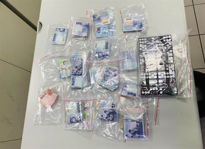 警方27日中午12时许前往查缉，当场查获45岁蔡姓男子等16人天九牌方式聚赌。（翻摄）