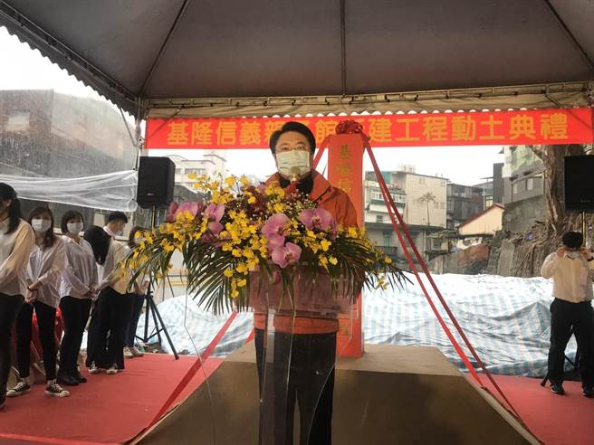 市长林右昌28日上午证实，产业发展处长黄骏逸将升任秘书长。（陈彩玲摄）