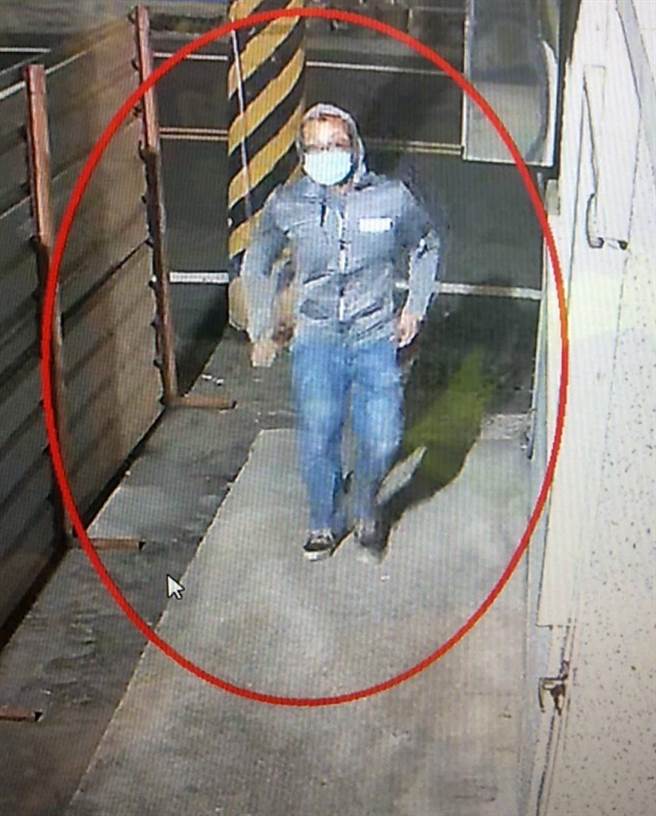 归仁警方逮获连犯窃案的嫌犯。（归仁警分局提供／曹婷婷台南传真）