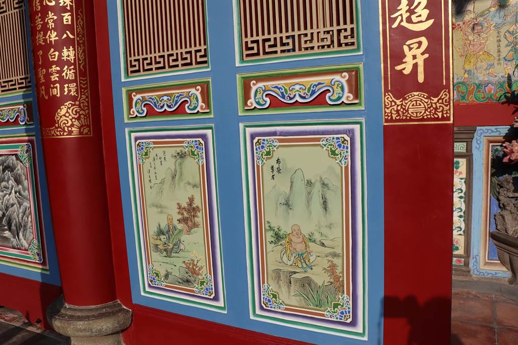 台南市白河大仙寺大雄寶殿整修3年終完工，29日舉行謝土儀式。（劉秀芬攝）