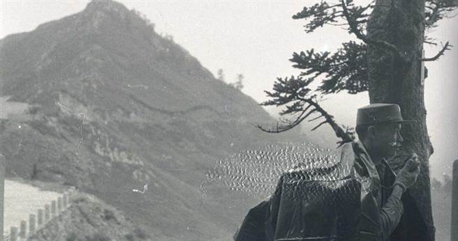 邱高等人在奇莱山失踪引发政府重视，警方组织大量人力入山搜索。（图／报系资料照）