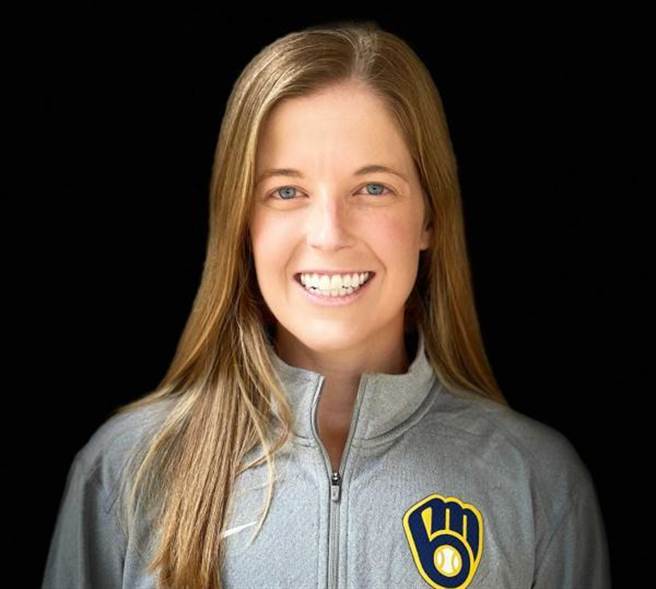 酿酒人聘请莎拉为球团小联盟打击统筹。（美联社）