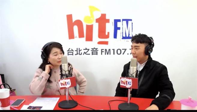 总统「这位先生」按讚数破20万  民进党：投射挺台湾。翻摄周玉蔻呛新闻