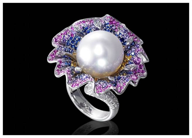 方國強珠寶迎新春 花朵盛開(中時提供)