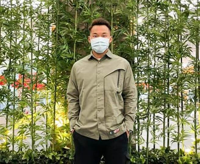 火腿队王柏融今日抵达日本，隔离14天后投入球队春训。（截自王柏融脸书粉丝团）