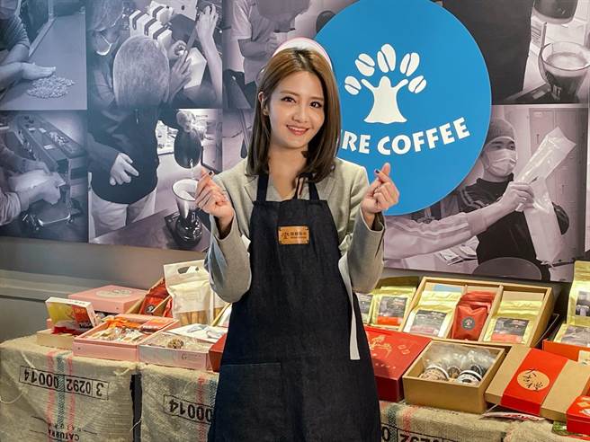 李宣榕日前推出個人首張專輯《好好》，為唱片宣傳，向TVBS《女力報到－好運到》劇組告假3個月，近期終於回歸。（中時提供）