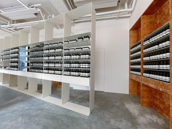 Aesop南西概念店以中山商圈为主题所设计。（吴娮翎摄）