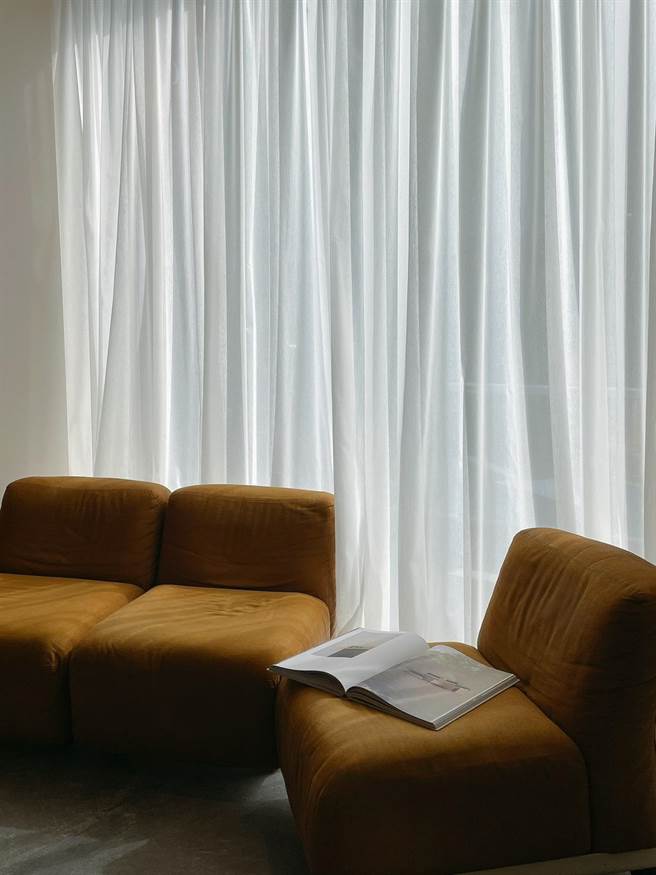 义大利设计师Mario Bellini设计的Amanta Mod.24椅子。（吴娮翎摄）