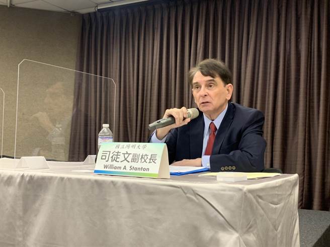 AIT前处长、阳明大学副校长司徒文。（杨孟立摄）