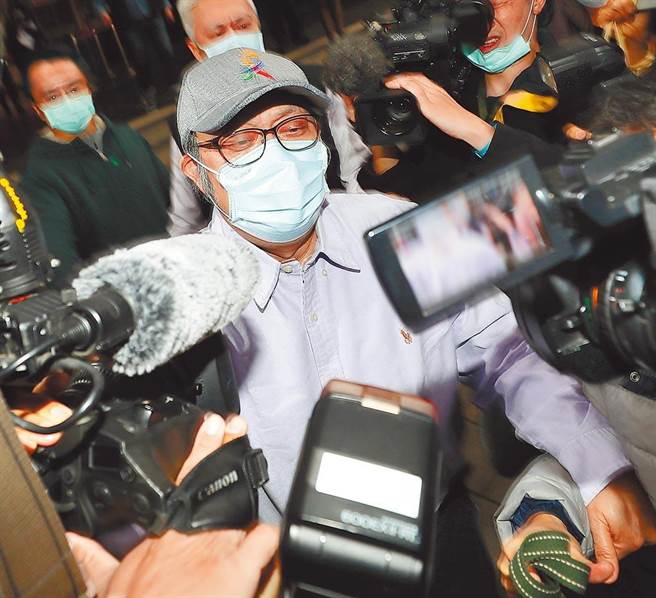 立委苏震清1000万元交保，同行人士蓄意衝撞媒体，导致记者受伤，台北司法记者联谊会发表声明严正谴责暴力。（本报资料照片）