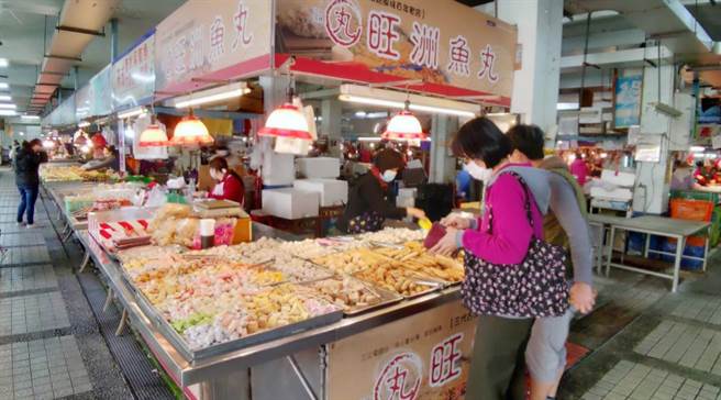 梓官第一市场的旺州鱼丸摊位。（高市经发局提供／柯宗纬高雄传真）