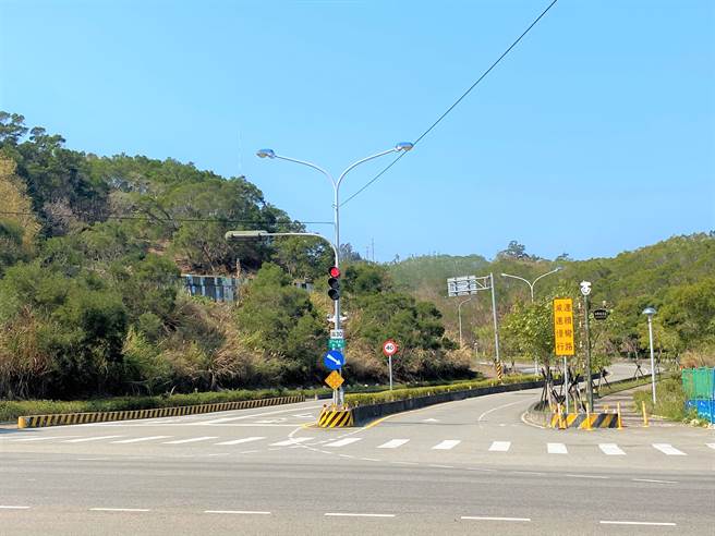 苗30线联大路因地形、道路线形及用路人驾驶习惯不佳等因素，通车以来车祸频传。（巫静婷摄）