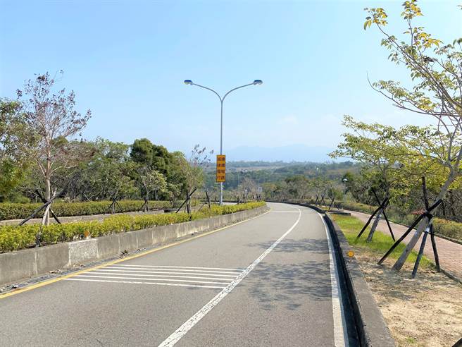 苗30线联大路因地形、道路线形及用路人驾驶习惯不佳等因素，通车以来车祸频传。（巫静婷摄）