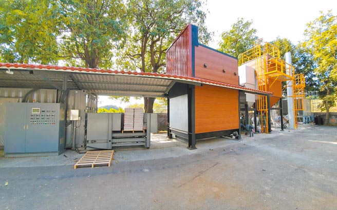 台南市首座公营库钱金炉2月5日将在南山公墓区内落成启用，设有合法的环保设备。（台南市民政局提供／程炳璋台南传真）