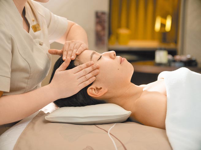 台北文华东方酒店芳疗中心的「净化之旅」包含90分钟的纾压芳疗。（台北文华东方酒店提供）