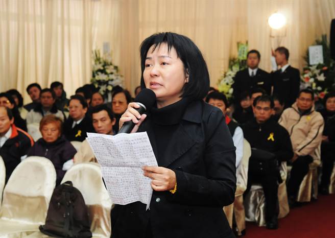 梅嫦芬昔在李江川告别式上讲述她对另一半的思念。（图／中时资料照片）