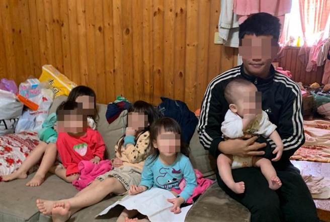 江男與妻子生育5名子女，引起社會極大關注。（台中行善團提供）