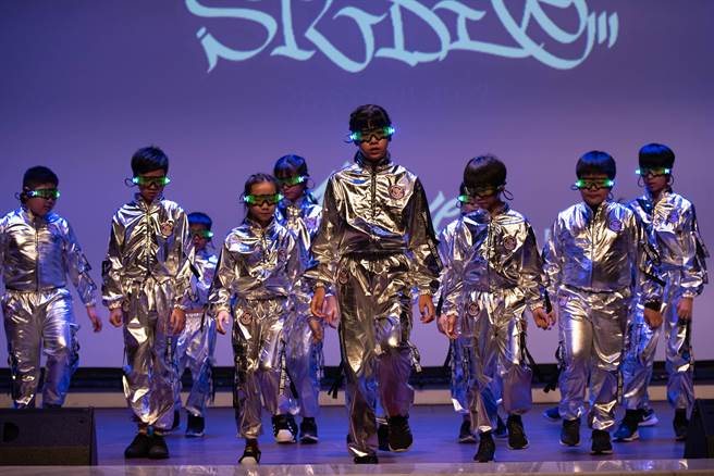 KEEP DANCE STUDIO第5届舞蹈成果展30日晚间在台东桂田喜来登酒店国际剧院活力登场。（台东县政府提供／蔡旻妤台东传真）