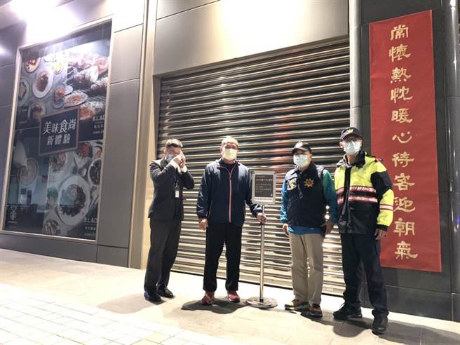 警方为避免去年民眾前往升恒昌金湖广场大排长龙的乱象再现，该分局已主动与该公司协调，即时加强该广场周边巡逻。（警方提供）