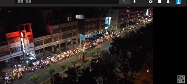 罢捷车队大游行涌现上千辆车，「贪食龙」绵延逾1公里。(翻摄「三哥 风之行者YouTube空拍影片)