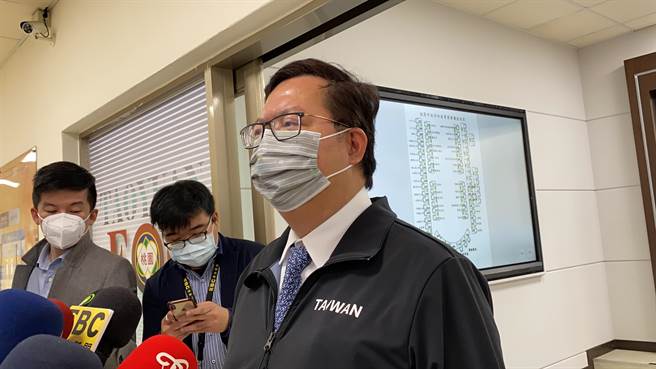 郑文灿说，施打疫苗的顺序，他完全尊重中央疫情指挥中心的专业判断。(蔡依珍摄)