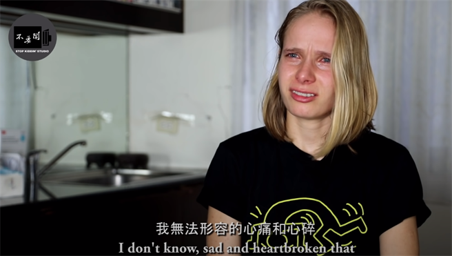 俄罗斯妹莉娜坦言，台湾既美丽又可怕。(翻摄自youtube)