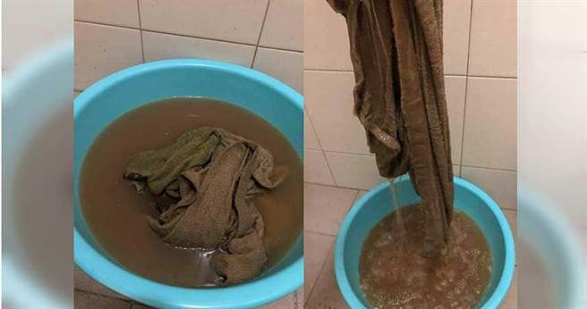 10年没洗的小被被，下水瞬间炸出褐色泥浆。（图／翻摄自「爆料公社」）