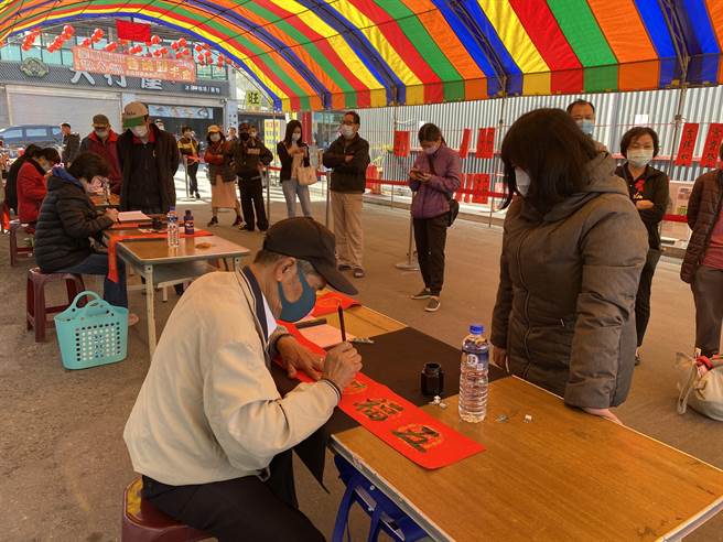 将在2月3日点灯，一直到2月10日，每天上午8点至下午5点，欢迎全国民眾一同共襄盛举，提早感受年节气息。(吴建辉摄)