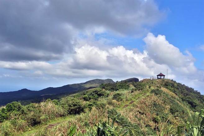 （礁溪晶泉丰旅推出「桃源谷步道健行」優惠住房專案，房客可以親身體驗宜蘭最熱門的健行路線，走訪海天一色的壯闊美景。圖／晶泉丰旅）　
