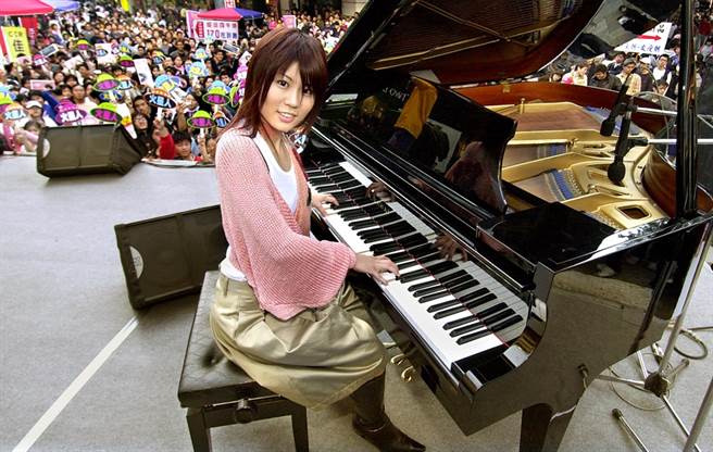 林冠吟以创作才女出道，当年有「女周杰伦」的封号。（图／中时资料照）