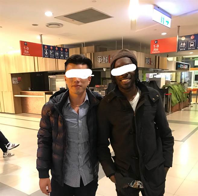 网友分享与好朋友非裔美人在捷运遇到的经歷(图片取自/爆怨2公社)