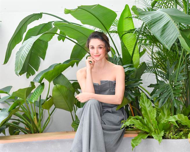 瑞莎受访聊举办瑞星杯韵律体操精英大奖赛」。（卢祎祺摄）