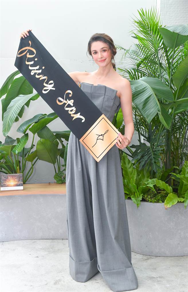 瑞莎受访聊举办瑞星杯韵律体操精英大奖赛」。（卢祎祺摄）